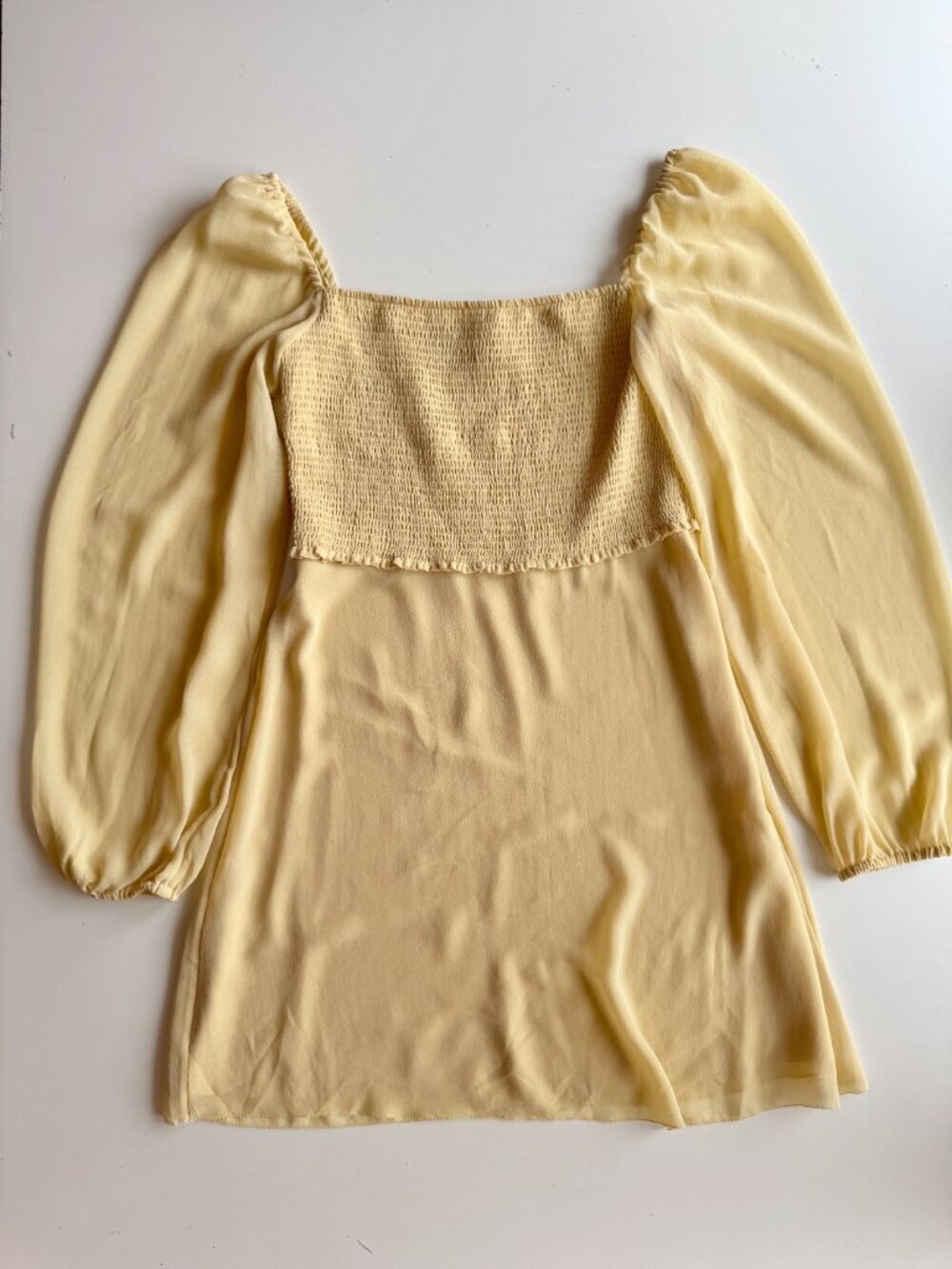 Aritzia WILFRED Tempest Yellow Chiffon Smocked Long Sleeve Mini Dress, Size 4 - Picture 5 of 16